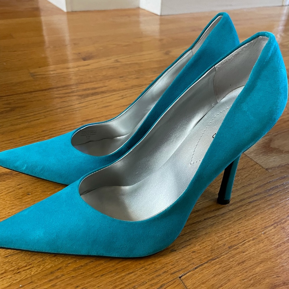 Teal Suede Heels. Never worn.